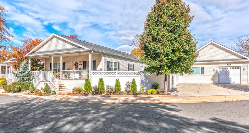 Meadows of Chantilly Mobile Homes