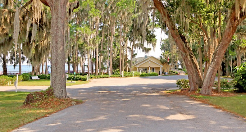 Grand Island Resort