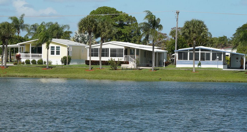 Palm Lake Estates